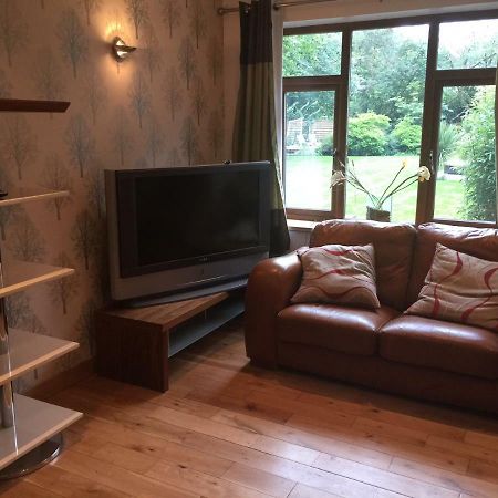 The Old Vicarage Lodge Manchester Kültér fotó