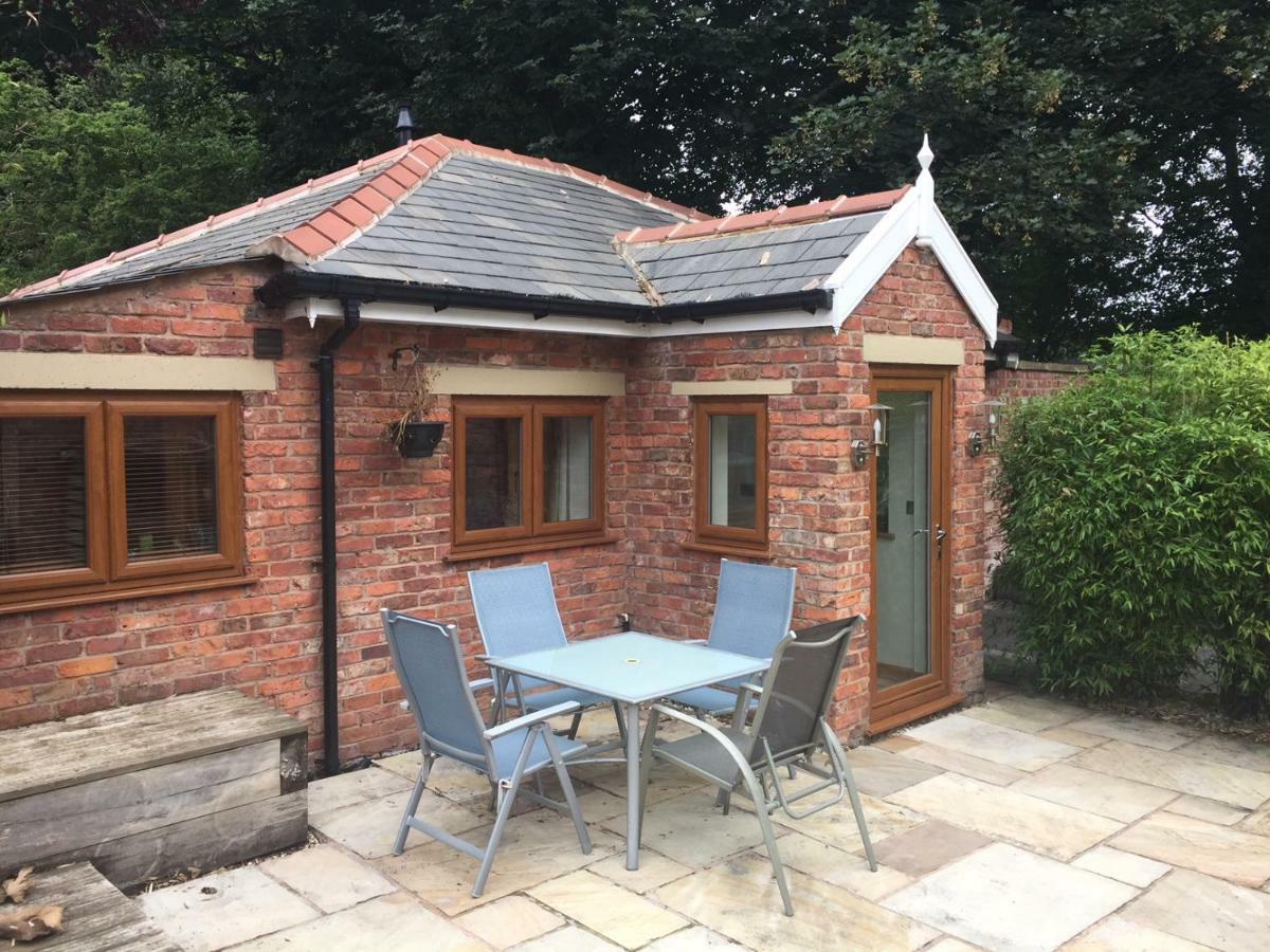 The Old Vicarage Lodge Manchester Kültér fotó